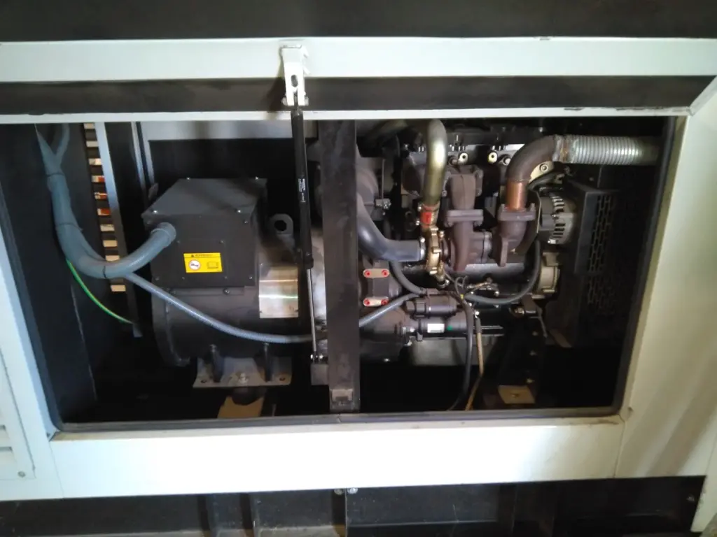Grupo Electrógeno 20 kVA de Segunda Mano