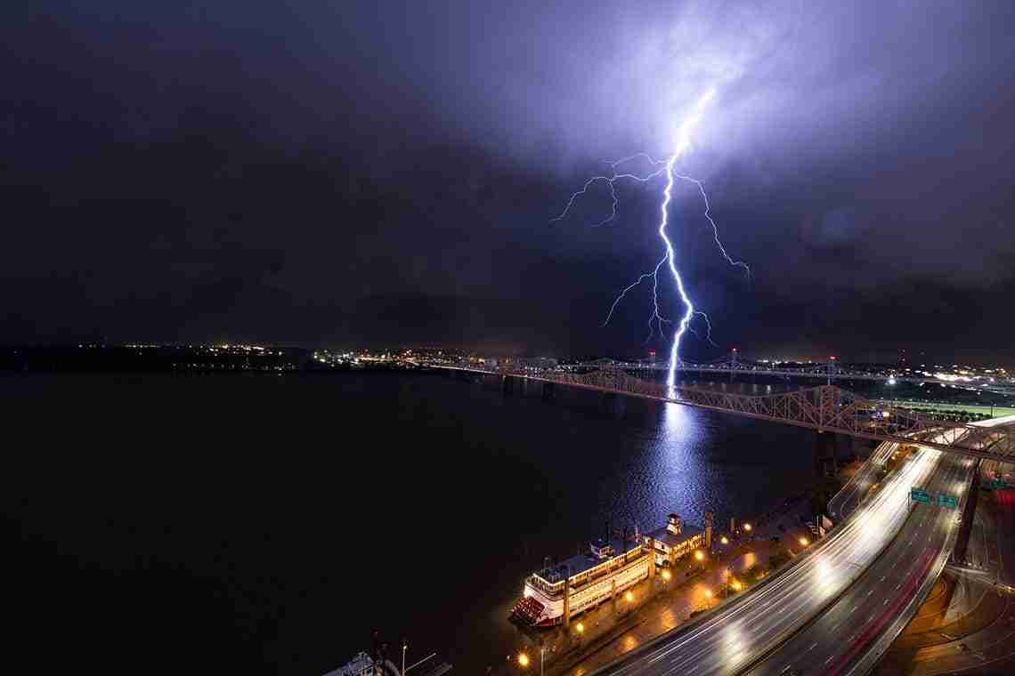 ¿Qué tan confiable es un ATS durante tormentas eléctricas